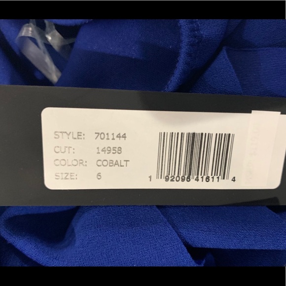 BEBE Ruffle Halter Tie Neck Jumpsuit. Size 6 NWT - Picture 3 of 3